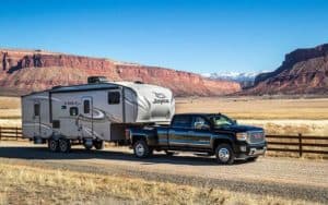 How To Choose The Best Trucks For Towing A Fifth Wheel Trailer