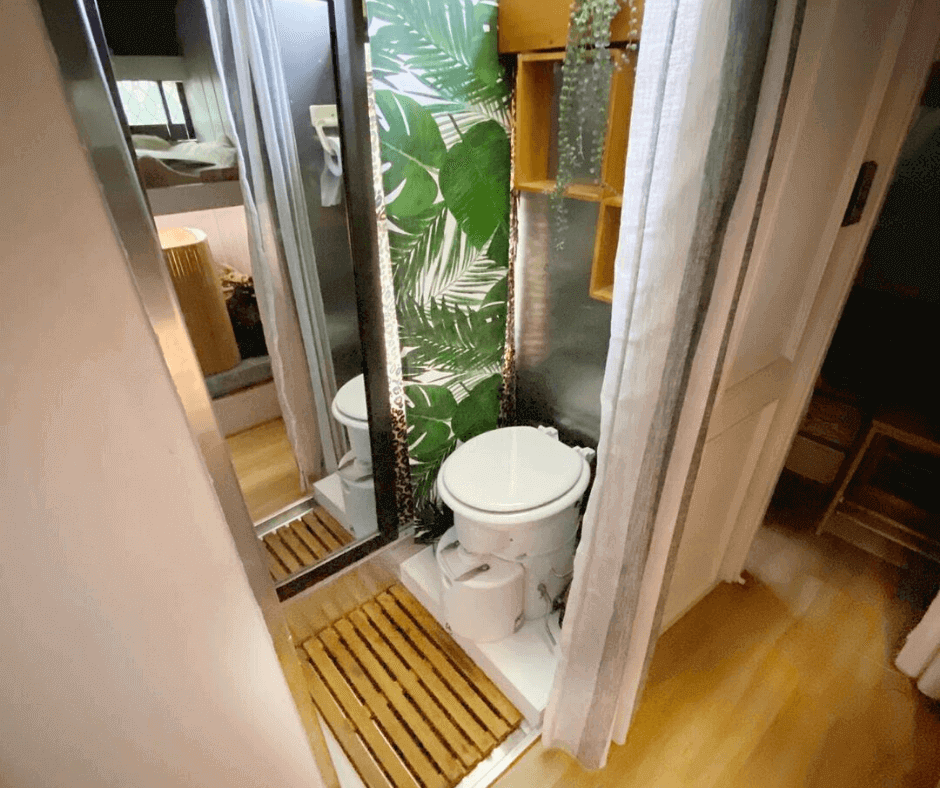Composting Toilet For RV: How They Work And Which Is Best? 17 How To Dump Your Composting Toilet Waste
