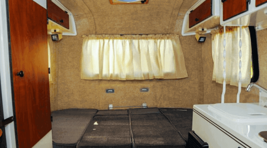 Scamp 13’ Standard Light Weight Interior Scamp 13’ Standard Light Weight Interior
