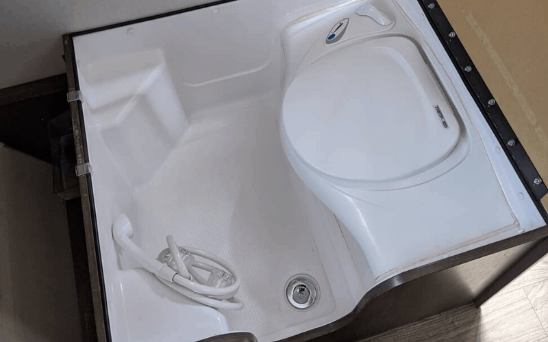 A-Liner LXE Bathroom A-Liner LXE Bathroom