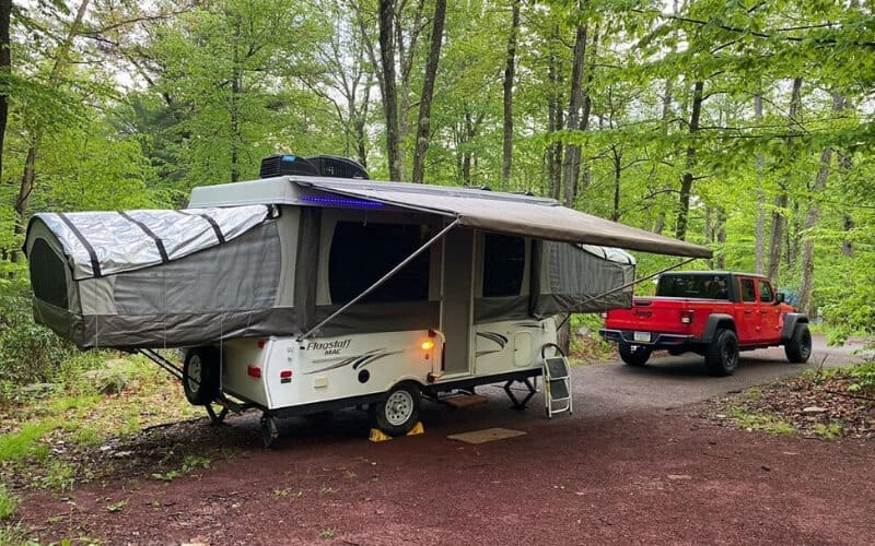 Towing A Travel Trailer With A Jeep Wrangler: All You Need To Know 5 5 Amazing Travel Trailers You Can Tow With a Jeep Wrangler