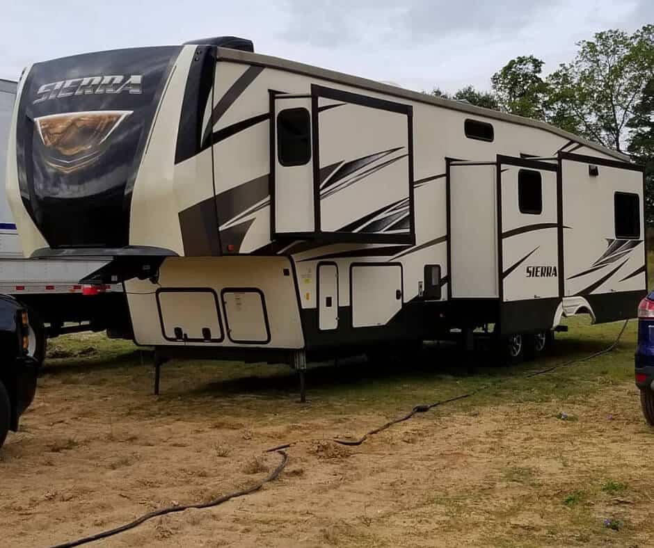 Average Height Of An RV (With 15 Examples) 7 What Is The Height Of An Average Fifth Wheel Camper