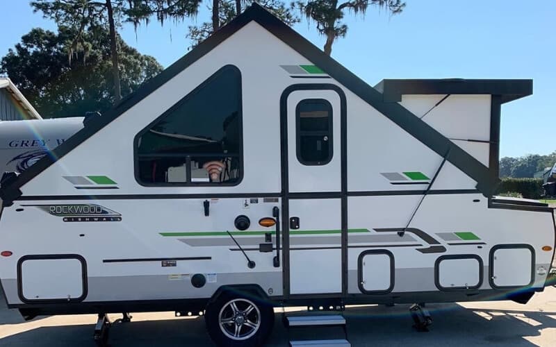 Hard-Sided Travel Trailers