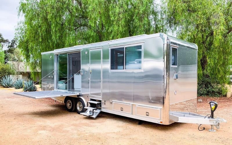 Living - Vehicle Living - Vehicle