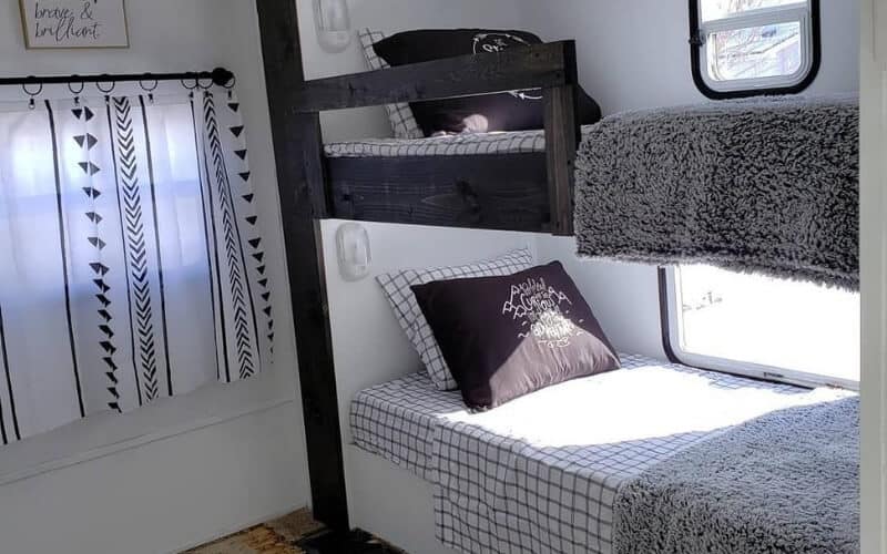 travel trailer camper with bunk beds