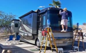 RV windshield replacement cost