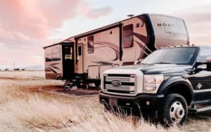 The Best Fifth-Wheel Trailers With A Front Living Room