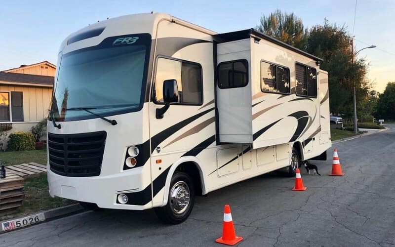 Can you park a travel trailer in your driveway