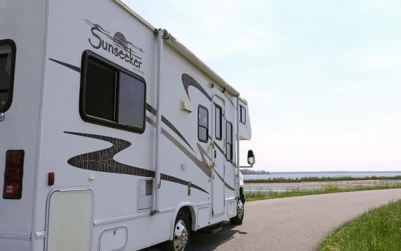 The Dangers Of Driving An RV In High Winds