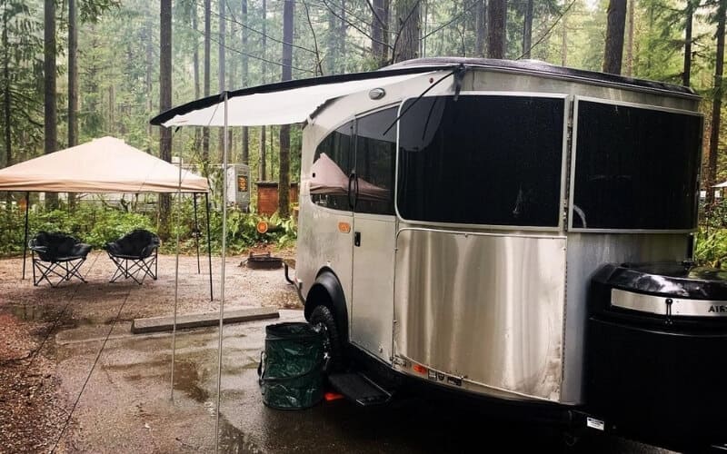 Airstream - Basecamp X Airstream - Basecamp X