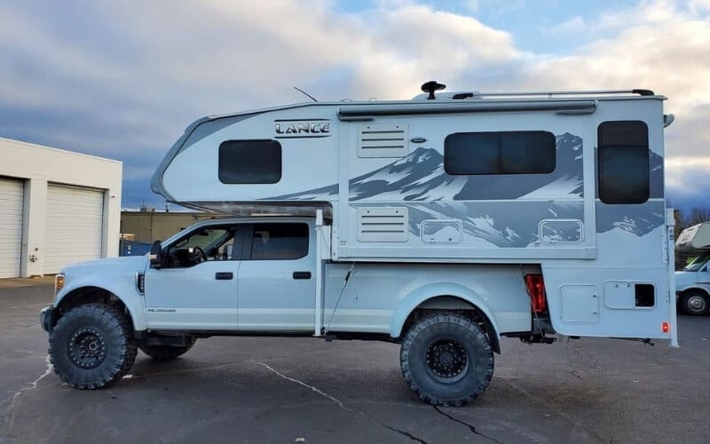 The Lance 975 Truck Camper