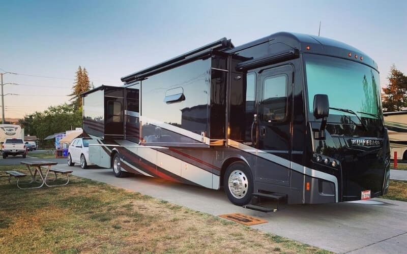 Winnebago Forza 34T AE