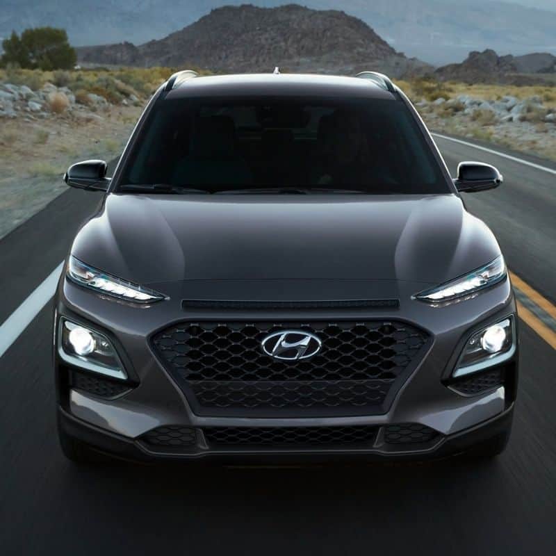 6 Best Crossover SUVs For Towing An RV In 2022 3 2021-Hyundai-Kona-towing
