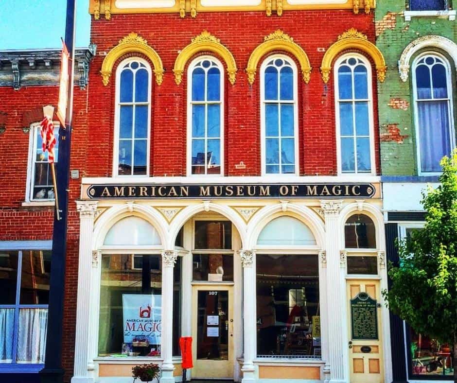 Weirdest Roadside Attractions in all 50 states across America 23 American-Museum-of-Magic-Michigan