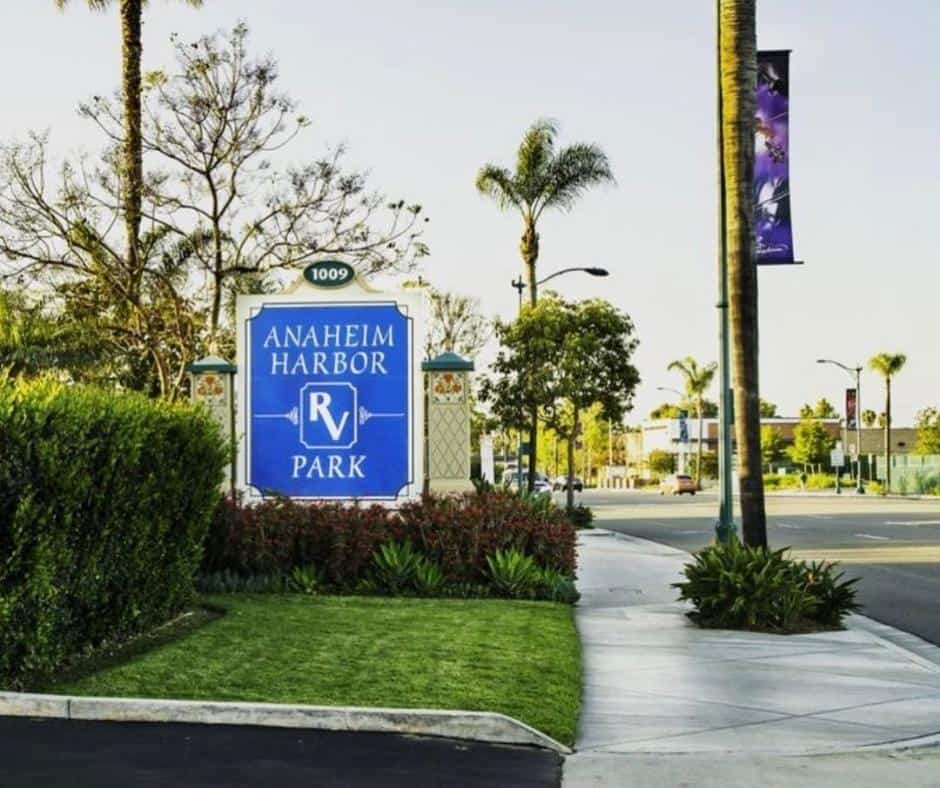 Best RV Parks And Campgrounds In California To Get The Most Out Of The Golden State 9 Anaheim-Harbor-RV-Park-–-Anaheim