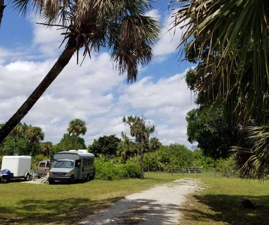 10 Incredible Free Camping Spots In Florida And How To Find More 4 Du-Puis-Gate-3-Campground-–-Indiantown