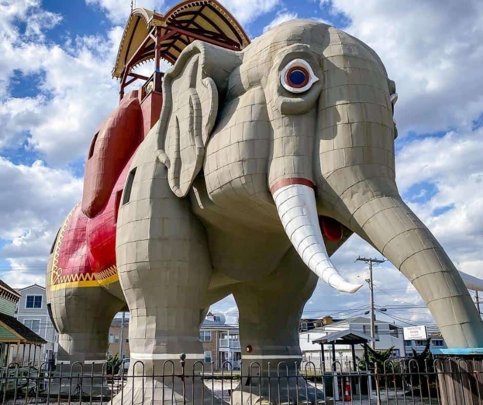 Weirdest Roadside Attractions in all 50 states across America 31 Lucy-the-Elephant-New-Jersey