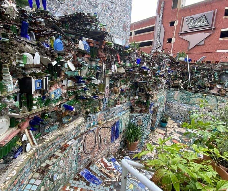 Weirdest Roadside Attractions in all 50 states across America 39 Magic-Gardens-Pennsylvania