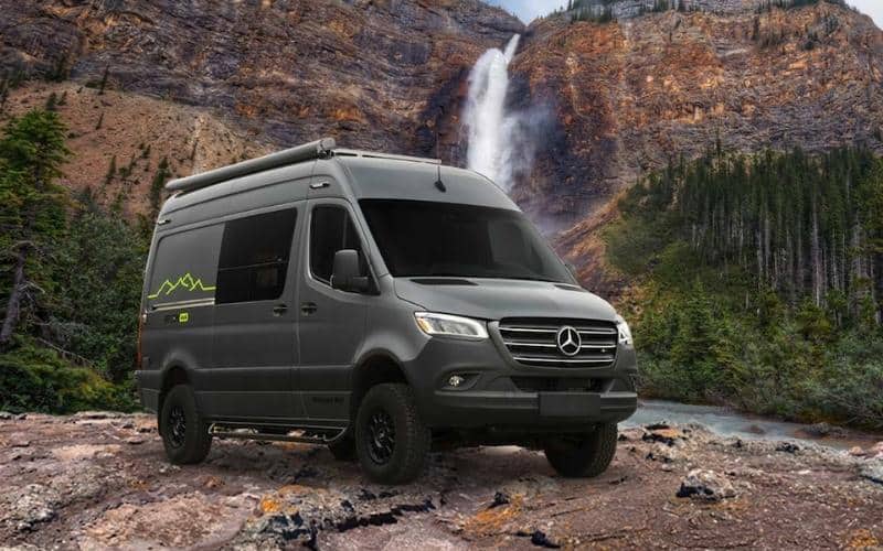 8 Of The Best Class B Motorhome Brands Of 2023 9 Pleasure-Way-Recon