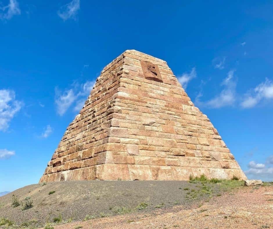 The-Ames-Monument-Wyoming