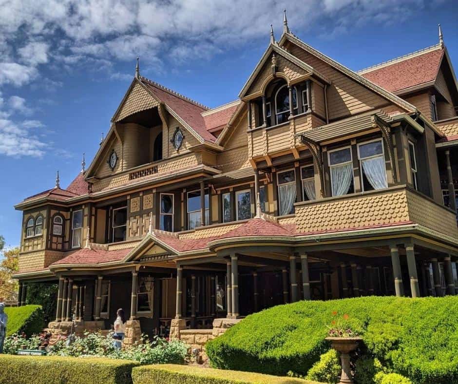 Weirdest Roadside Attractions in all 50 states across America 6 Winchester-Mystery-House-California