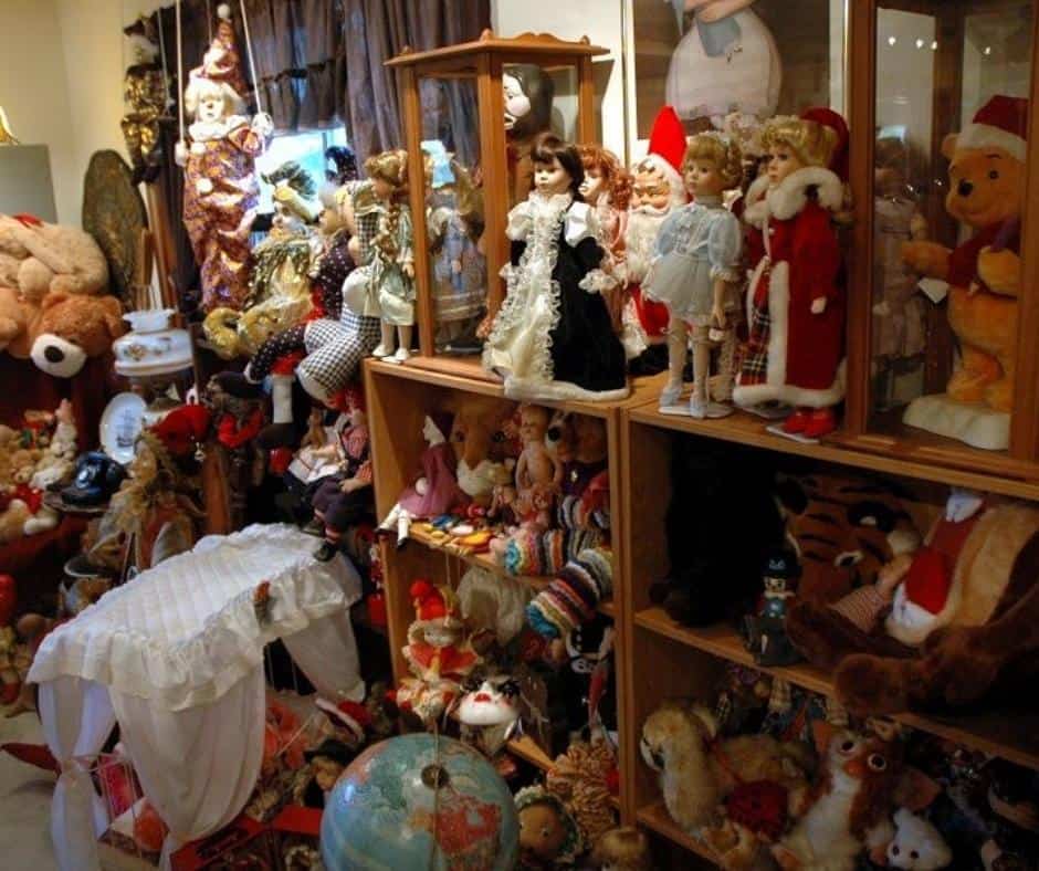 Weirdest Roadside Attractions in all 50 states across America 8 Zaffis-Museum-of-the-Paranormal-Connecticut