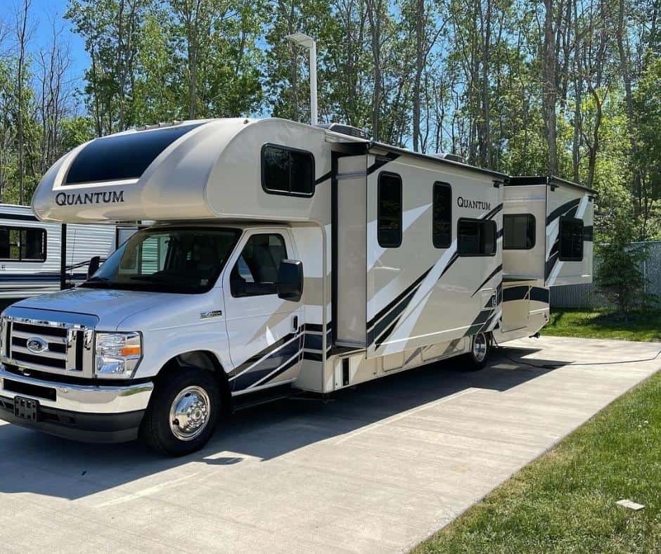How Many Gallons Of Fuel Does An RV Usually Hold? 4 Class C Gas Tank Size