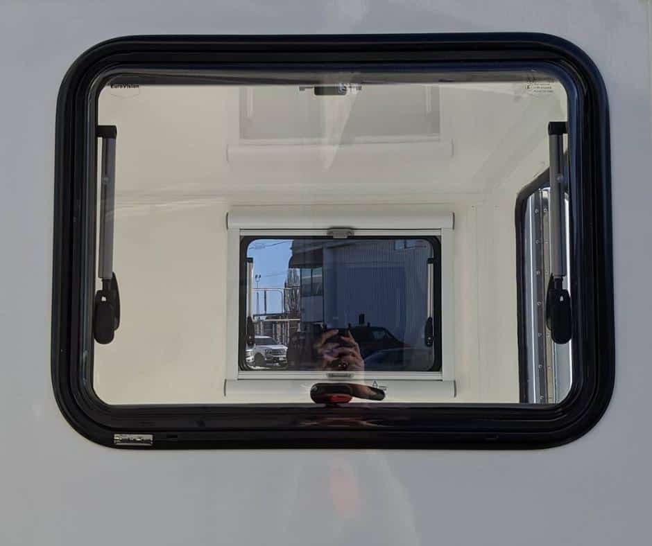 What Is An Arctic Package On An RV? 5 Thermal Windows