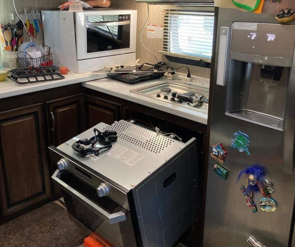 RV Dishwashers Take Up Space