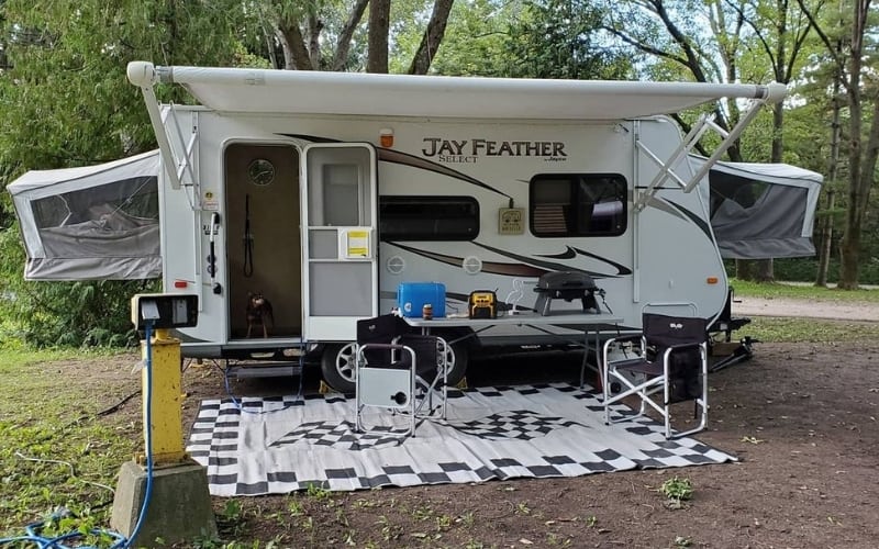 Hybrid Camper Trailers: What’s So Trendy About? (And Some Models We Like) 2 The Ultimate Guide To Hybrid Campers