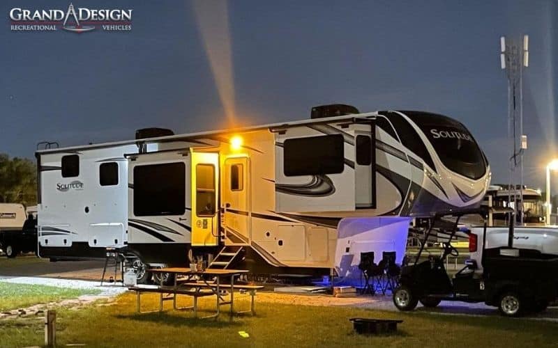 Which Fifth Wheel RV Brands Build The Best Quality Rig? 4 Grand Design – Solitude