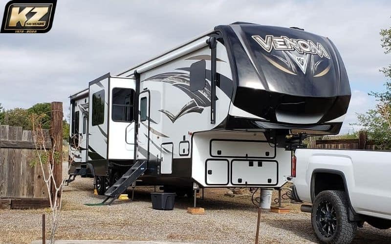 Which Fifth Wheel RV Brands Build The Best Quality Rig? 12 KZ RV