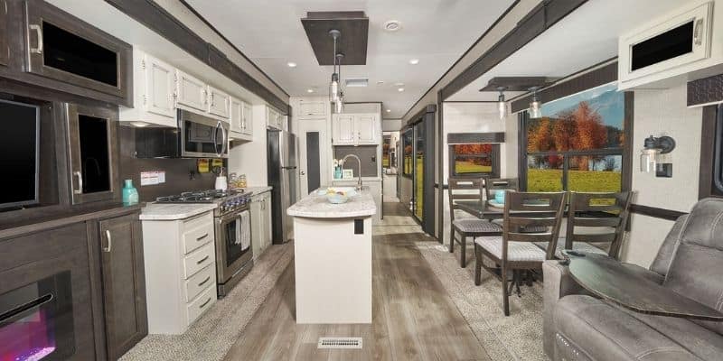 The 9 Best Travel Trailer For Full-Time Living in 2023 3 Key Travel Trailer Appliances For Full-Time Living