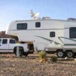 Reasons To Choose a Fifth Wheel for Full-Time RVing