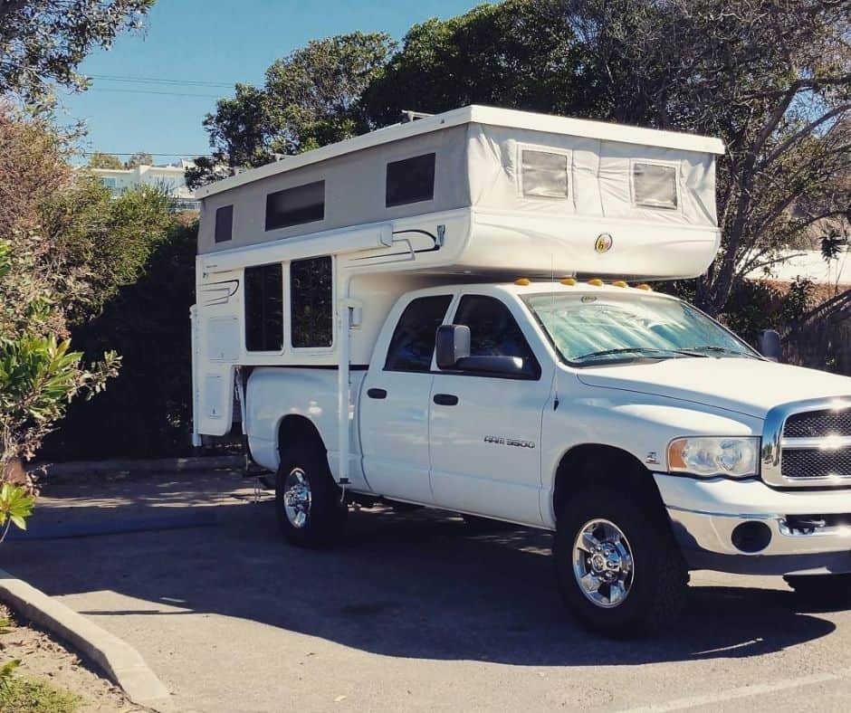 8 Best Pop-up Truck Campers to Turn Your Truck Bed into a cozy Living Space 8 Hallmark Ute
