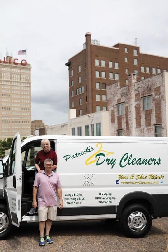 6 Ways to Do RV Laundry While Living Full Time On the Road! 4 Hiring A Laundry Service