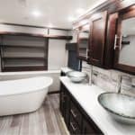 Luxurious RVs With Stylish Built-In Bathtubs