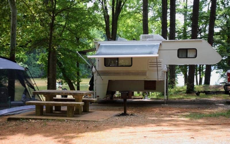 Benefits Of Truck Camper Jacks