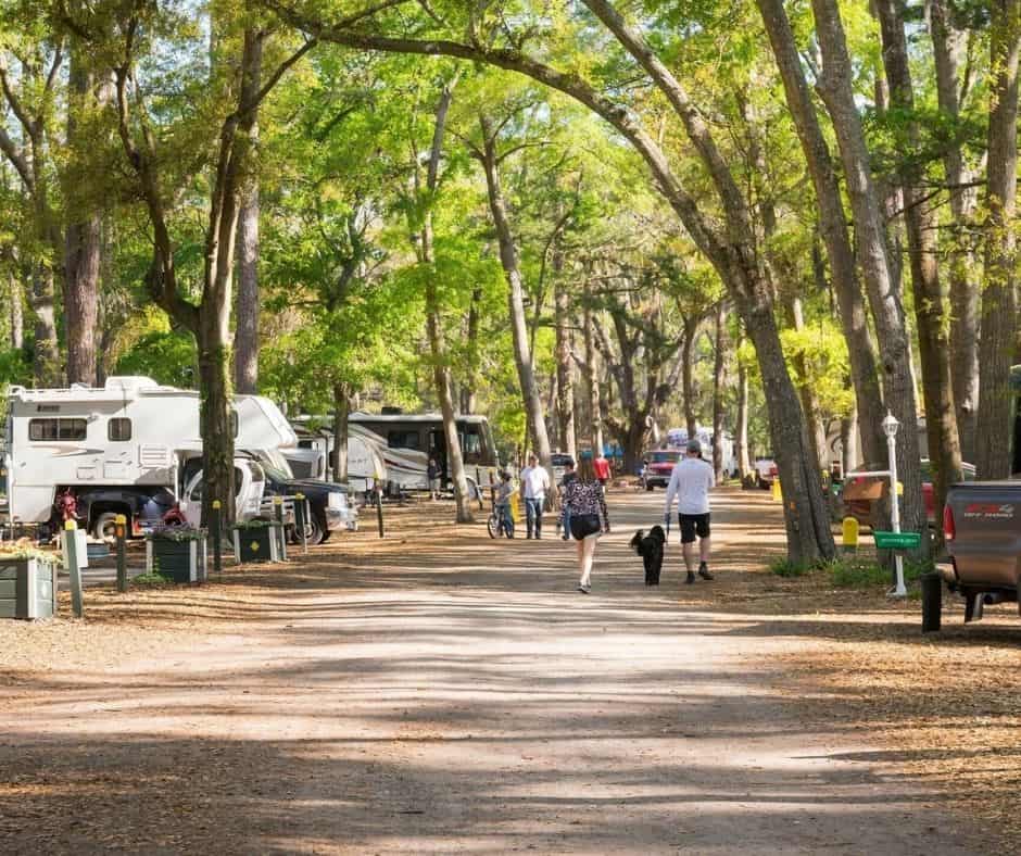 How to Find the Best Long Term RV Parks And Extended Stay Campgrounds 7 6 Steps to Finding the Best Long-Term RV Parks