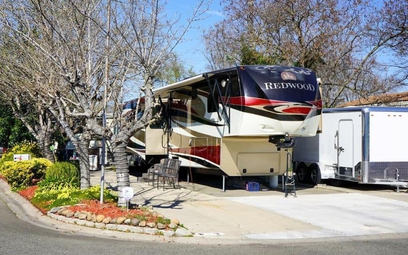 Choose Your Long-Term RV Park!