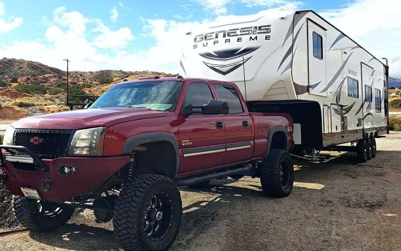 Can You Tow an RV Trailer With a Lifted Truck?