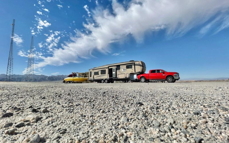 Fifth-Wheel Double Towing