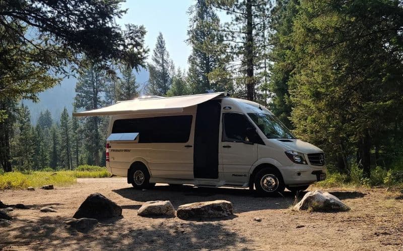 Best Diesel RV Under 30 Feet