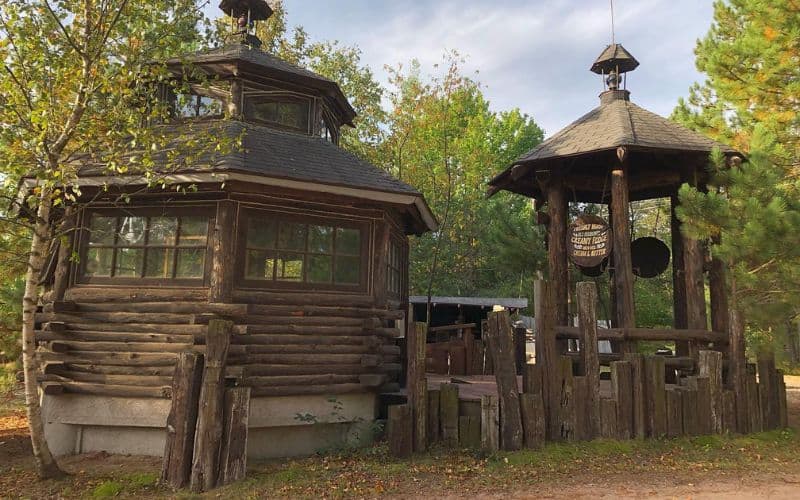 Top 12 Scenic Campgrounds & RV Parks In The Upper Peninsula, Michigan 5 Gitche Gumee RV Park