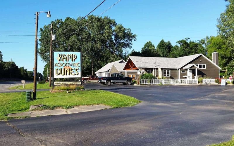 41 Stunning Campgrounds on Lake Michigan to Check Out in 2023 10 Kamp Across From The Dunes