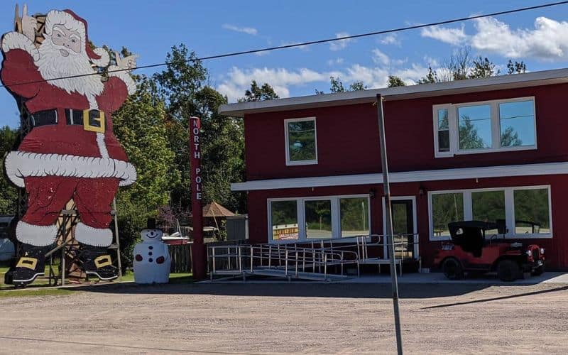 Top 12 Scenic Campgrounds & RV Parks In The Upper Peninsula, Michigan 6 Pictured Rocks RV Park