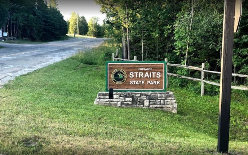 41 Stunning Campgrounds on Lake Michigan to Check Out in 2023 27 Straits RV Campground