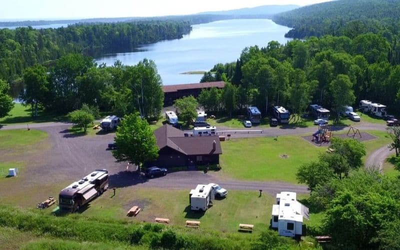Top 12 Scenic Campgrounds & RV Parks In The Upper Peninsula, Michigan 12 The Lake Fanny Hooe Resort & RV Park