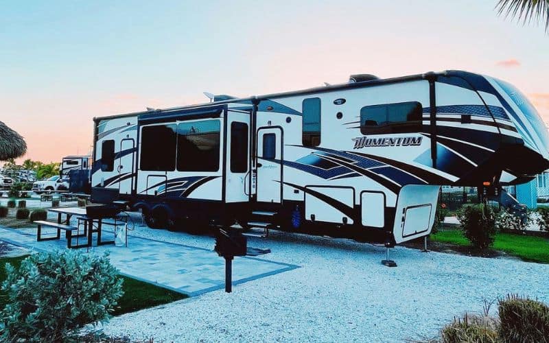 What Does Self-Contained RV Mean And Do You Need One? 2 Are All RVs Self-Contained