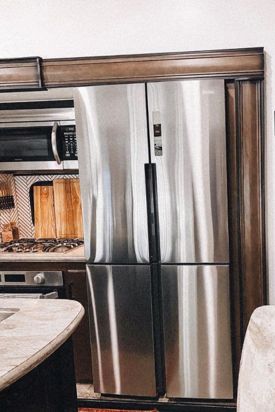 What Does Self-Contained RV Mean And Do You Need One? 6 Efficient Lights, Appliances & Devices